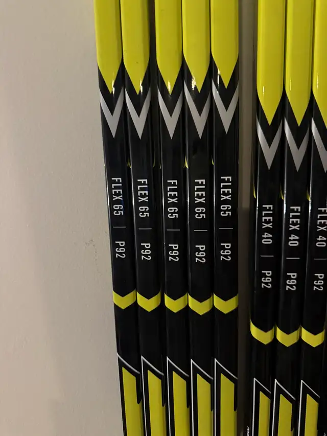 Brand new Hockey Sticks - Photo 6
