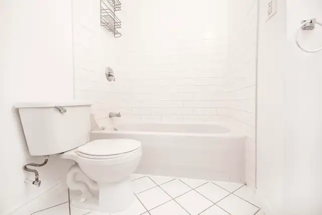 Beau Grand 5 ½, Ville-Marie, à 5 min. pieds du métro Frontenac - Photo 9