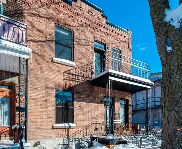 Westmount NDG / Metro Vendome / MUHC (5 ½) (1 1)$3250/m. Avail