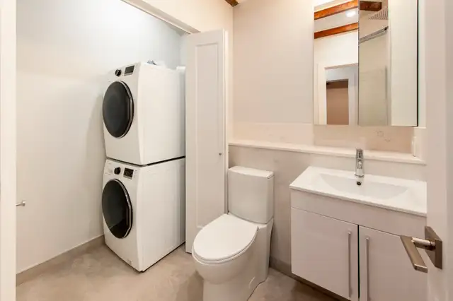 Westmount NDG / Metro Vendome (4 ½) (1 1)$1950/m. Avail / dispo - Photo 7