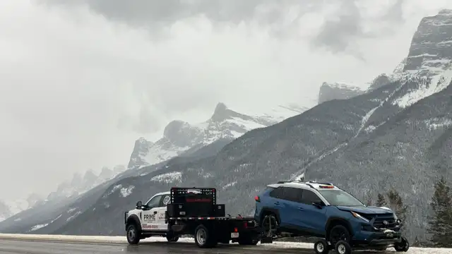 Towing, Roadside Assistance & Tow Truck Service 825-488-0000 - Photo 6