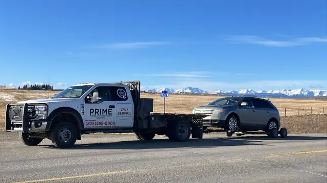 Towing, Roadside Assistance & Tow Truck Service 825-488-0000 - Photo 6