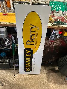 Vintage garage door sign - Photo 4