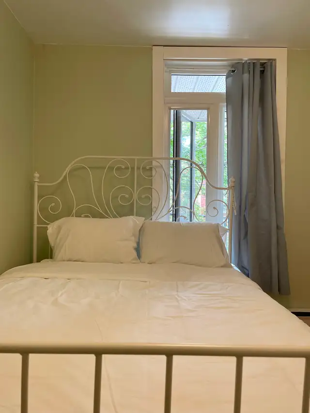 furnished 3 Bedroom -metro cote vertu-family of 6-or 3students - Photo 4