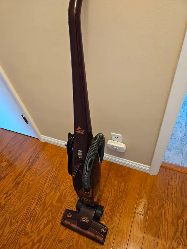 Bissell Upright Vacuum-Floor and Carpet - Photo 5