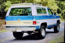 1977 Chevrolet 4x4 Cheyenne Blazer  Blue/White Two-Tone - Photo 2