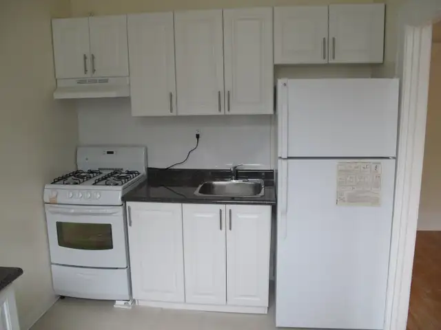 2 Bedroom Apartment - 26 Gifford Street - Photo 2