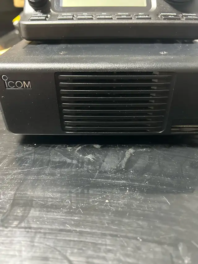 Icom 7100 D star Ham Radio - Photo 3