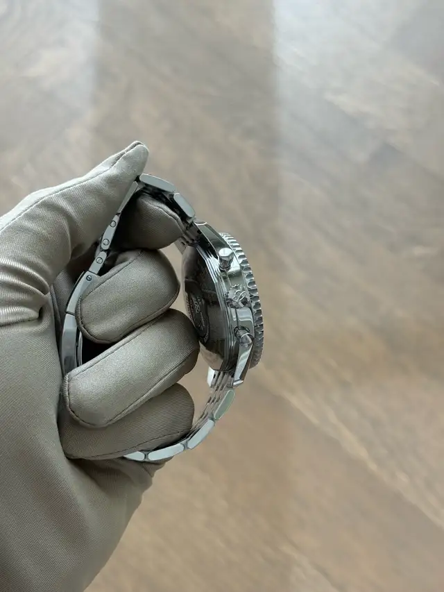 Breitling Navitimer Chronograph GMT 46mm - Photo 5