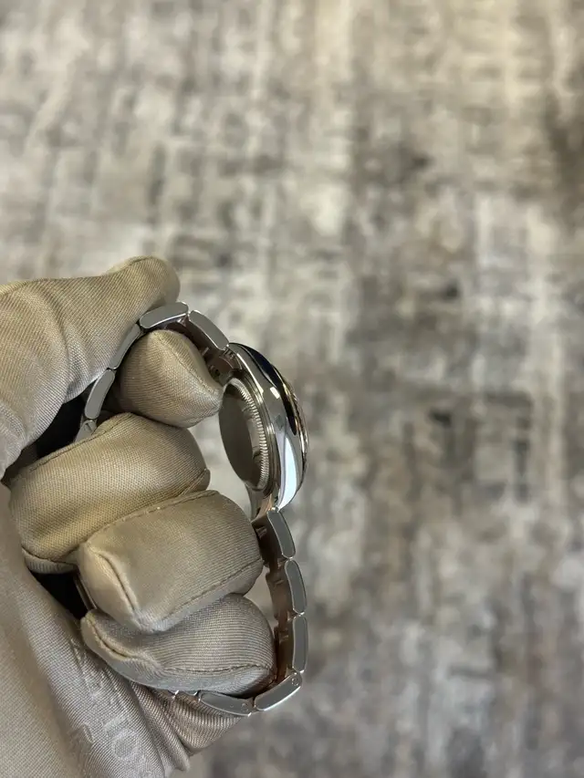 Rolex Datejust 28mm Rose Gold Two-tone - Photo 3