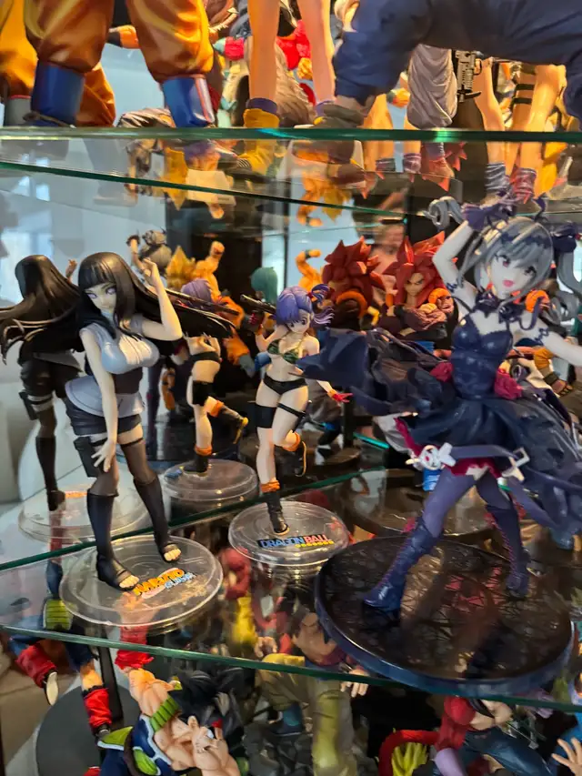 DBZ Action Figures - Photo 3