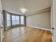 GORGEOUS, EXECUTIVE 2 BR 2 BATH CONDO AVAILABLE NOW! - Photo 14