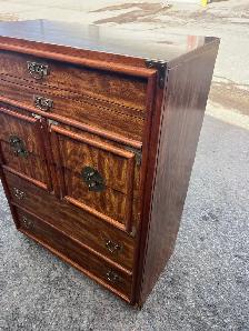 Free delivery used vintage oriental style dresser - Photo 5