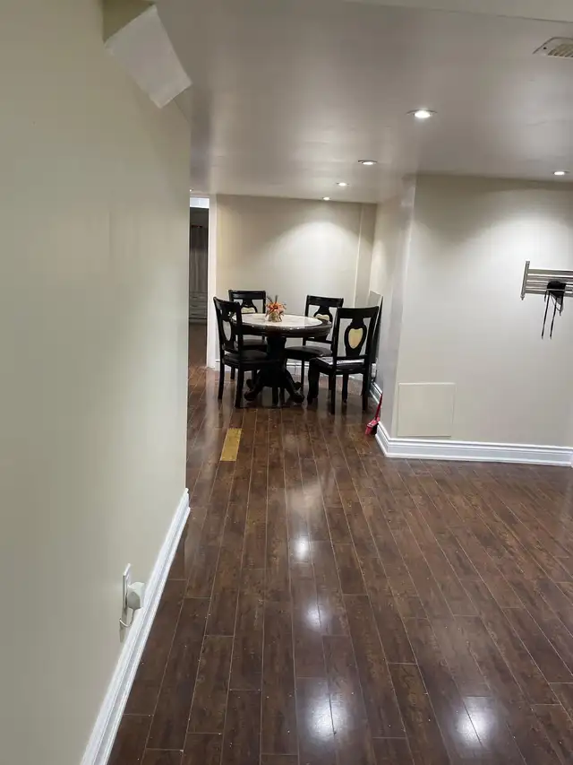 basement for rent - Photo 8