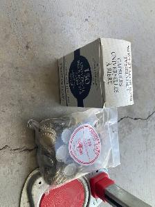 Beer bottle capper - Photo 2