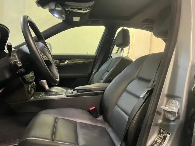 2008 Mercedes Benz C350, - Photo 6