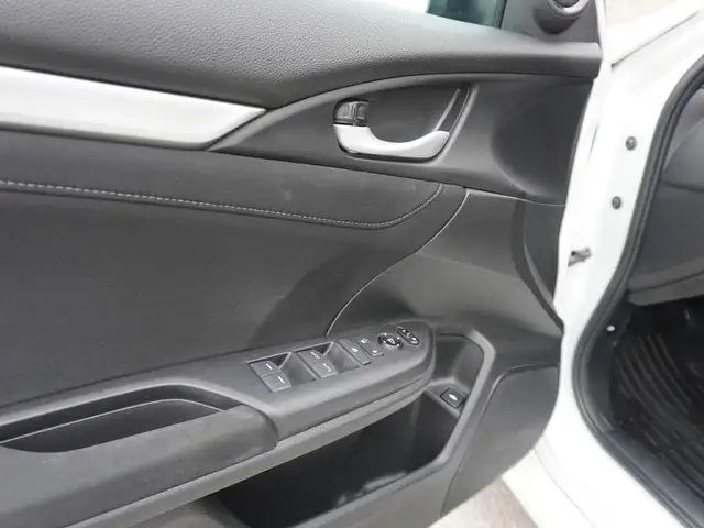 2021 Honda Civic Sedan EX, LOADED! - Photo 33