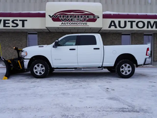 2023 Dodge Ram 2500 BIG HORN, BUCKETS & CONSOLE W/NEW SNOW-WAY P - Photo 4