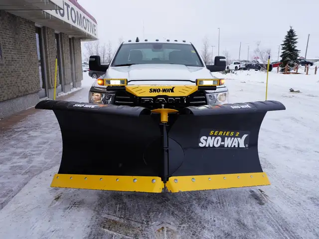 2023 Dodge Ram 2500 BIG HORN, BUCKETS & CONSOLE W/NEW SNOW-WAY P - Photo 21