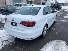 2016 Volkswagen Jetta 1.8T Sport - Photo 4
