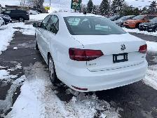 2016 Volkswagen Jetta 1.8T Sport - Photo 6