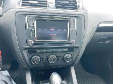 2016 Volkswagen Jetta 1.8T Sport - Photo 19