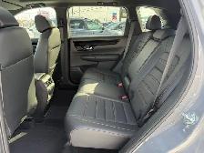 2023 Honda CR-V Hybrid Touring - Photo 8