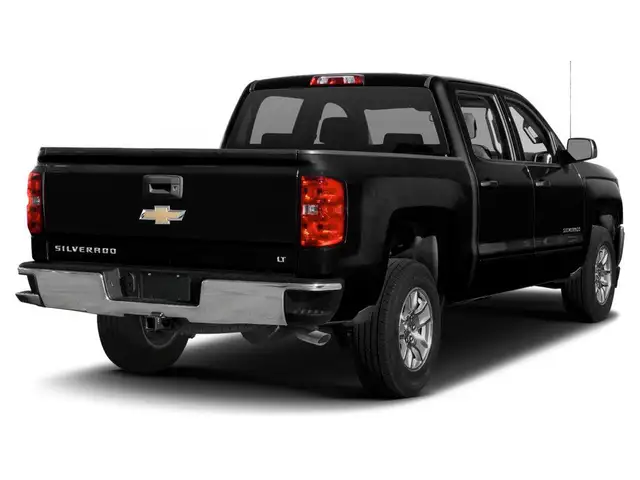 2018 Chevrolet Silverado 1500 1LT - Photo 3