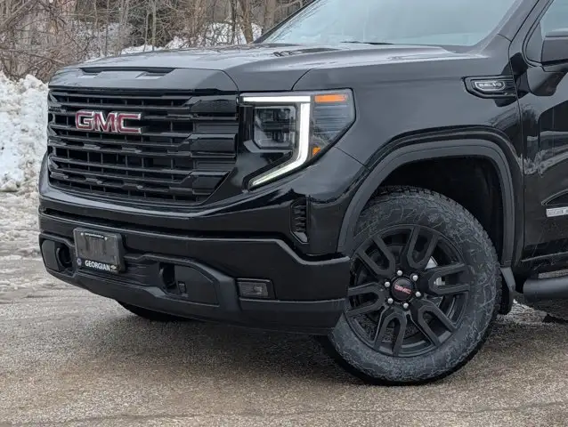 2026 GMC Sierra 1500 Elevation- Protection Pkg - Used - Photo 3