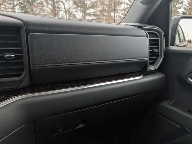 2026 GMC Sierra 1500 Elevation- Protection Pkg - Used - Photo 27