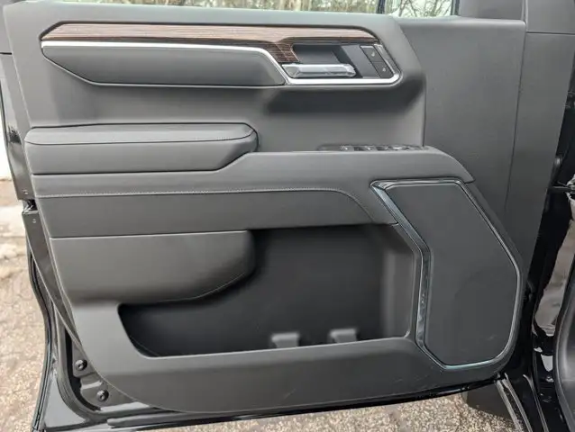 2026 GMC Sierra 1500 Elevation- Protection Pkg - Used - Photo 35