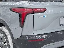 2026 Chevrolet Blazer EV AWD LT- Panoramic Sunroof - Photo 9