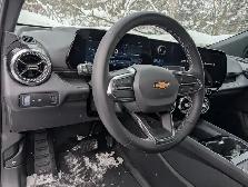 2026 Chevrolet Blazer EV AWD LT- Panoramic Sunroof - Photo 18