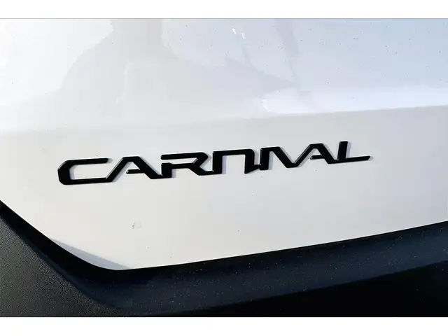2025 Kia Carnival PLUS | LEATHER | NAV | DUAL SUNROOF | - Photo 8