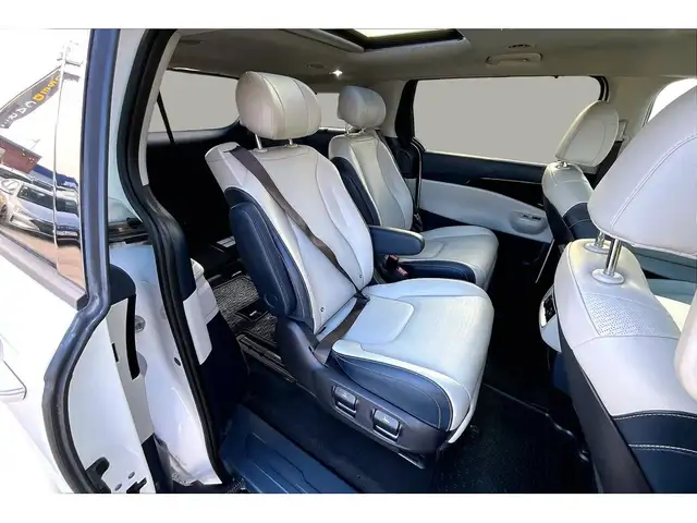 2025 Kia Carnival PLUS | LEATHER | NAV | DUAL SUNROOF | - Photo 20