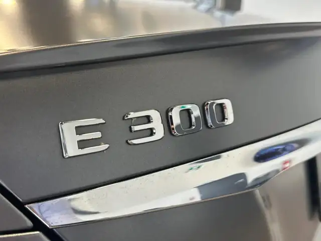 2017 Mercedes-Benz E-Class Designo Selenite Grey Magno | Nut... - Photo 10