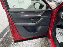 2025 Mazda CX-70 PHEV GT - Photo 17