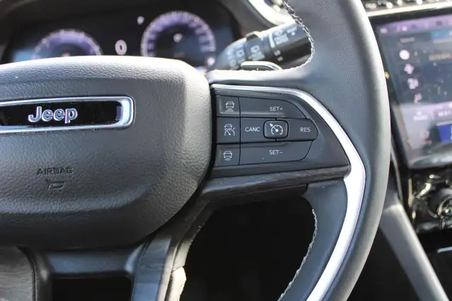 2024 Jeep Grand Cherokee Limited 7 Passenger - Photo 16