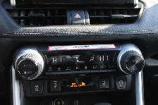 2025 Toyota RAV4 XLE - Photo 10