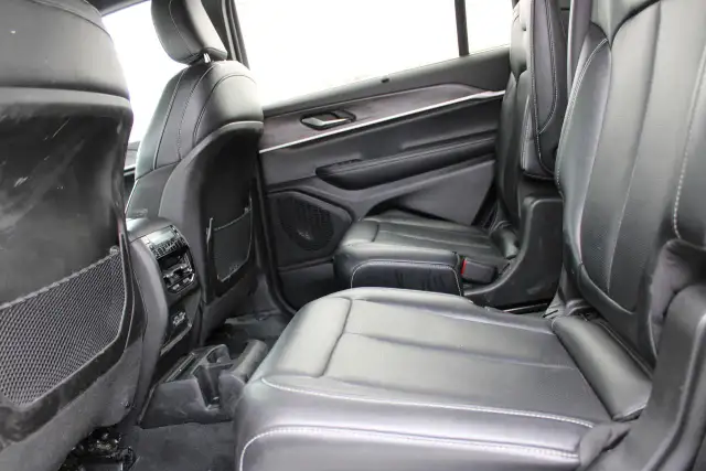 2024 Jeep Grand Cherokee Limited 7 Passenger - Photo 13