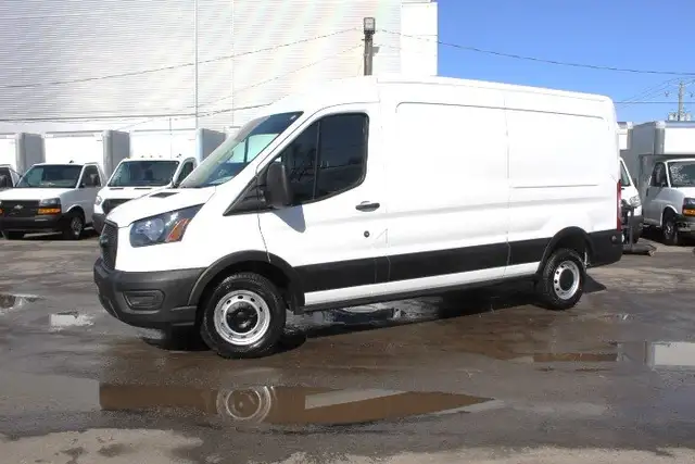 Ford Transit Cargo Van T-250 148' MEDIUM ROOF 32.000 KM 1 SEUL P - Photo 4