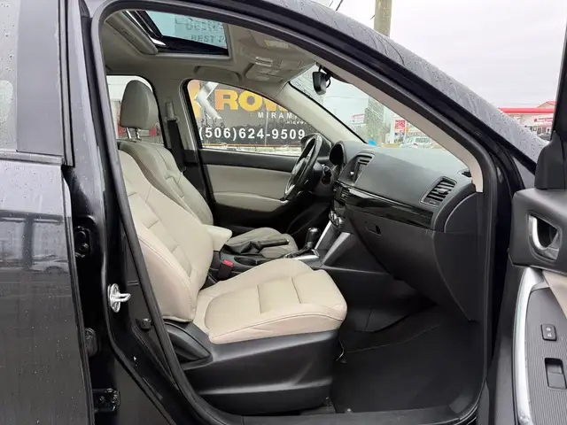 2015 Mazda CX-5 AWD! GT! SUNROOF! CERTIFIED! CLEAN CARFAX! - Photo 24