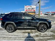 2019 Toyota RAV4 CLEAN CARFAX! AWD! TRAIL! SUNROOF! LEATHER! - Photo 2