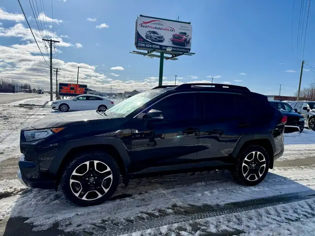 2019 Toyota RAV4 CLEAN CARFAX! AWD! TRAIL! SUNROOF! LEATHER! - Photo 6