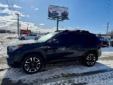 2019 Toyota RAV4 CLEAN CARFAX! AWD! TRAIL! SUNROOF! LEATHER! - Photo 6