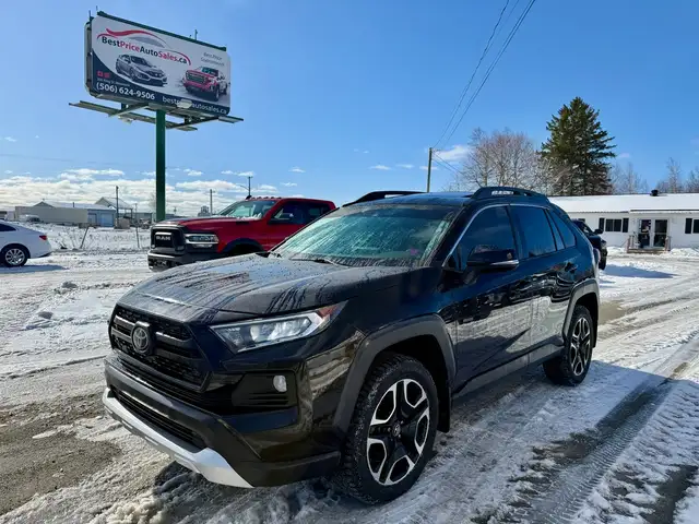 2019 Toyota RAV4 CLEAN CARFAX! AWD! TRAIL! SUNROOF! LEATHER! - Photo 7