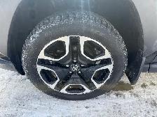 2019 Toyota RAV4 CLEAN CARFAX! AWD! TRAIL! SUNROOF! LEATHER! - Photo 9