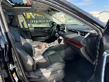 2019 Toyota RAV4 CLEAN CARFAX! AWD! TRAIL! SUNROOF! LEATHER! - Photo 21