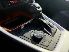 2019 Toyota RAV4 CLEAN CARFAX! AWD! TRAIL! SUNROOF! LEATHER! - Photo 29