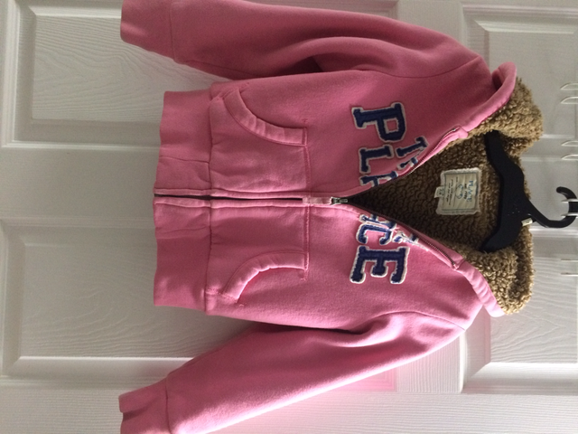 BEAU CHANDAIL ROSE DOUBLÉ GR 7à8 FILLETTE, CONFORTABLE: $10.00 - Photo 3